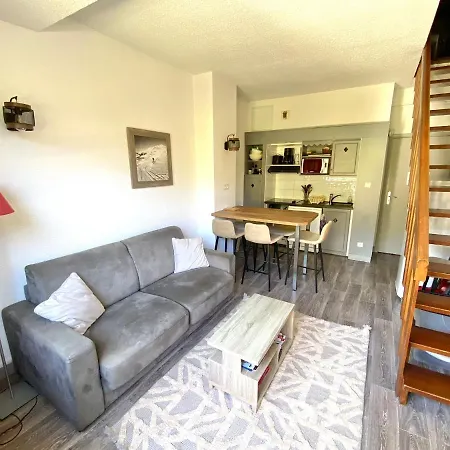 6 Personnes Proche Commerce Et Remontes Mecaniques شقة *