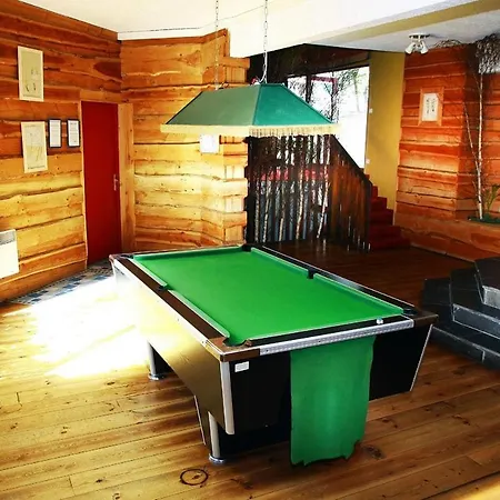 6 Personnes Proche Commerce Et Remontes Mecaniques